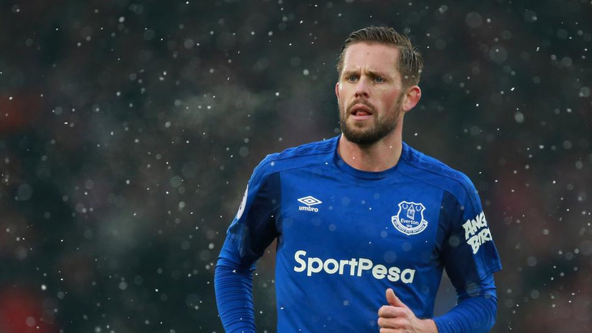 高压比赛:压力下运动员的精彩表现,高压向低压运动